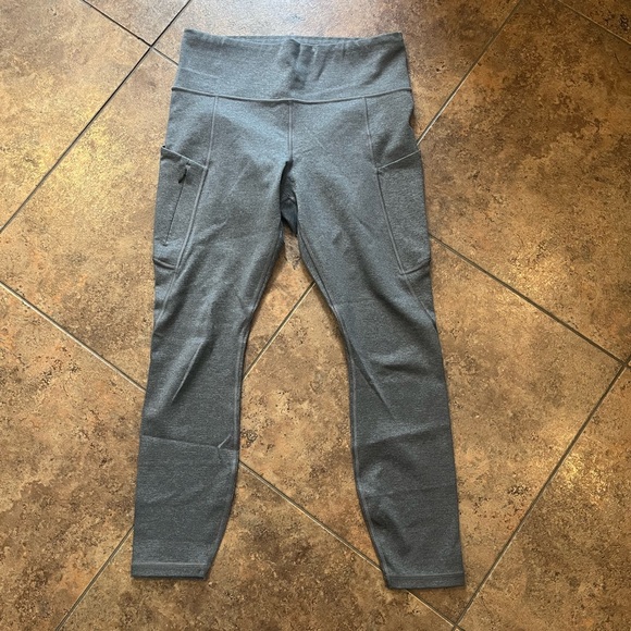Athleta Pants - Athleta Gray Leggings Size M‎